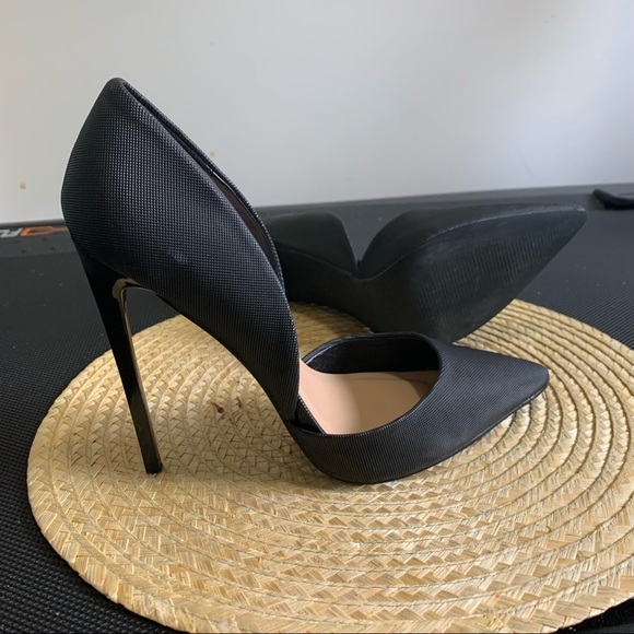 Monika Classy 5’’ Heel Pointy Toe Pumps - Picture 4 of 16